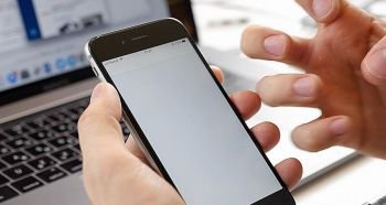 Обновление iOS 11.2.2 замедлило iPhone 6 в два раза